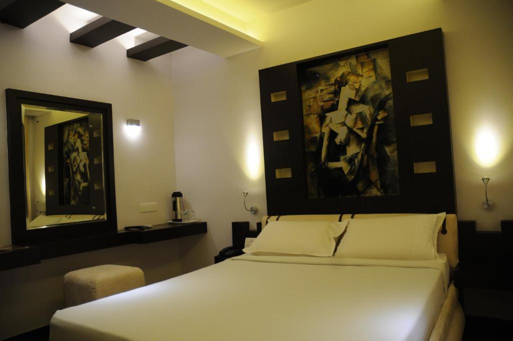 Hotel Gokulam Park Ченнаї Екстер'єр фото