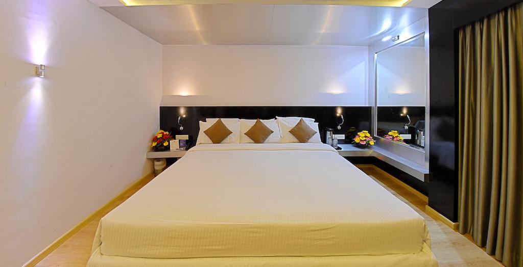 Hotel Gokulam Park Ченнаї Екстер'єр фото