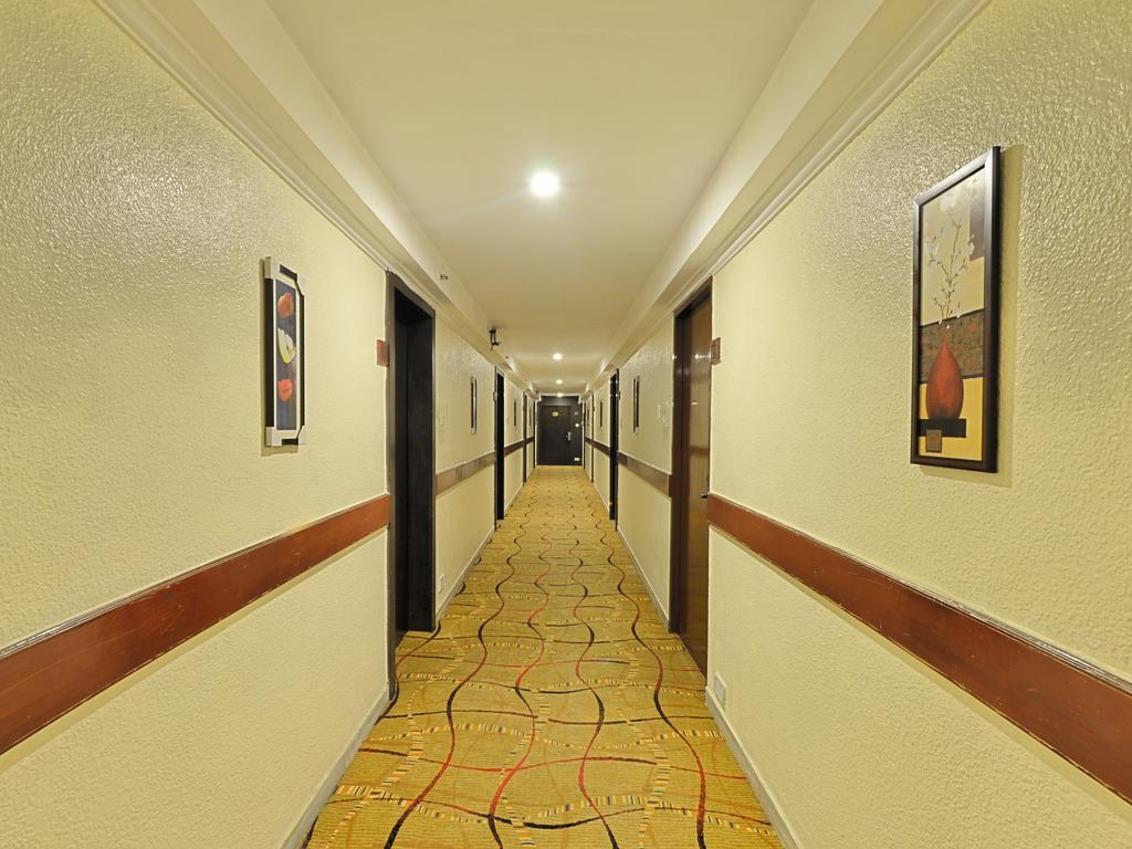 Hotel Gokulam Park Ченнаї Екстер'єр фото