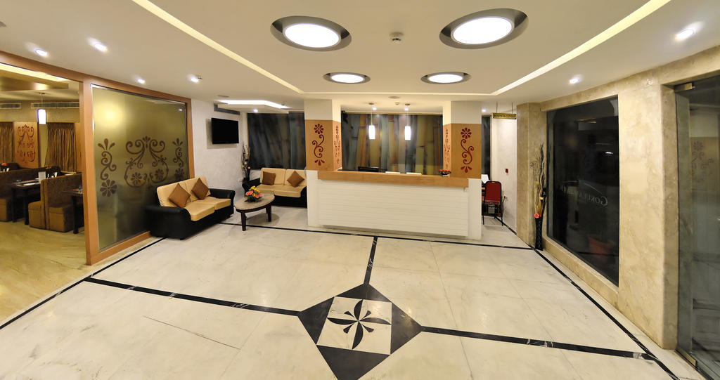 Hotel Gokulam Park Ченнаї Екстер'єр фото