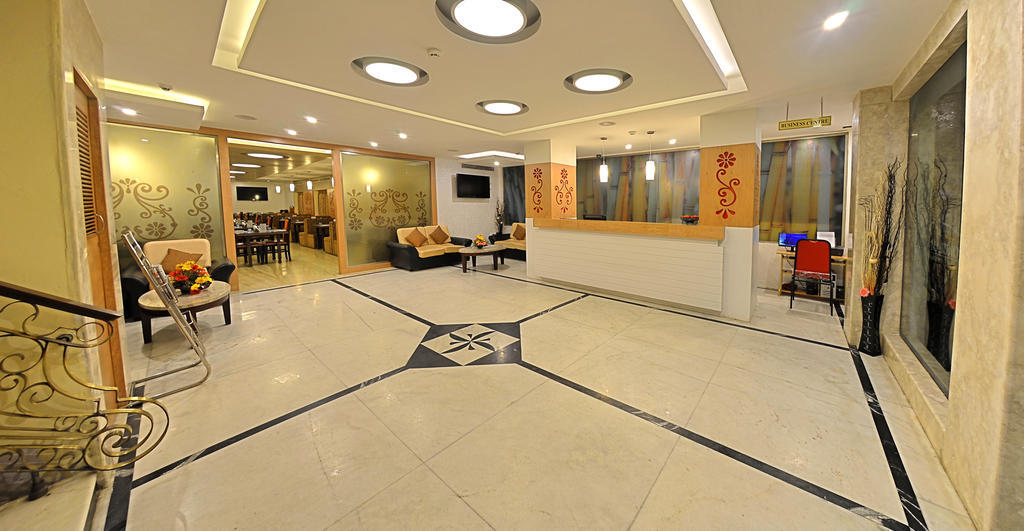 Hotel Gokulam Park Ченнаї Екстер'єр фото
