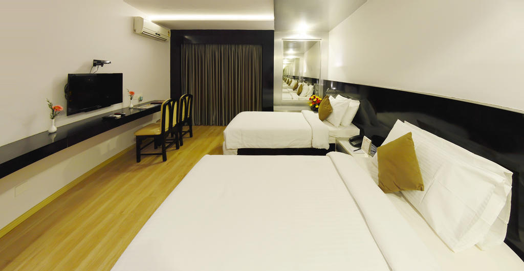Hotel Gokulam Park Ченнаї Екстер'єр фото
